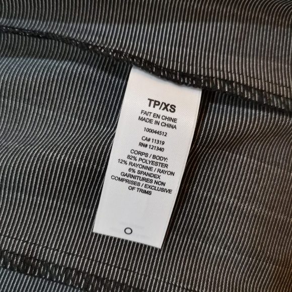 Dynamite Gray Stripes Blazer - Picture 3 of 4